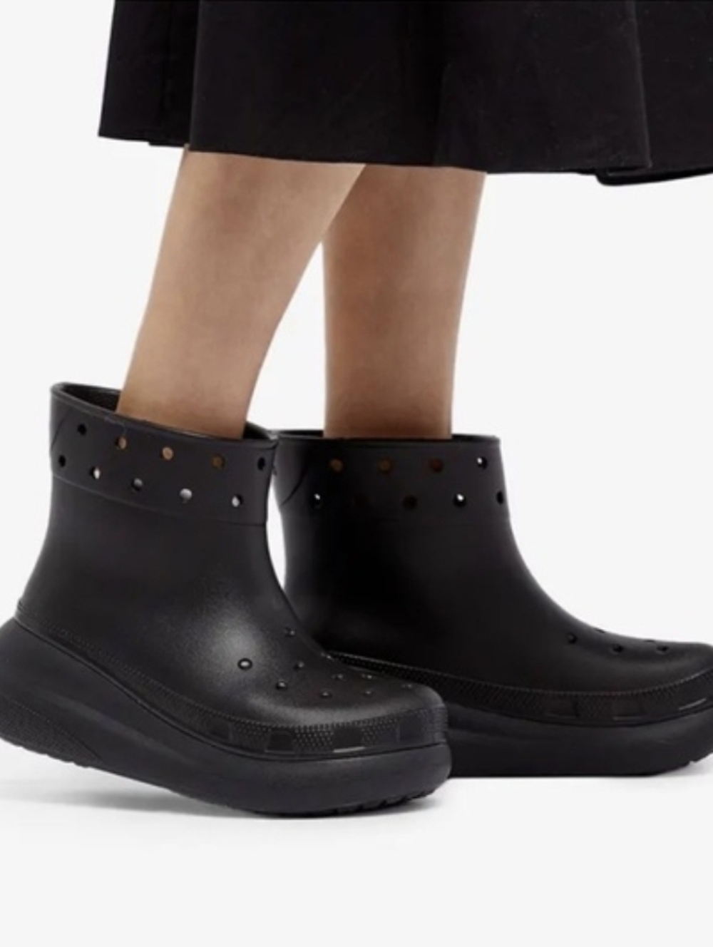 NWT Crocs Crush Boot Black Women 7 Platform